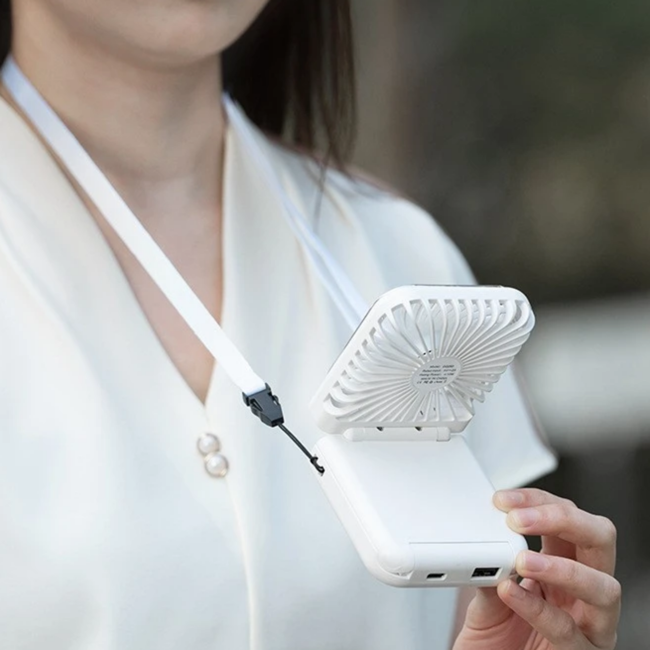 Mini fan be hanging around the neck and foldable - Image 2